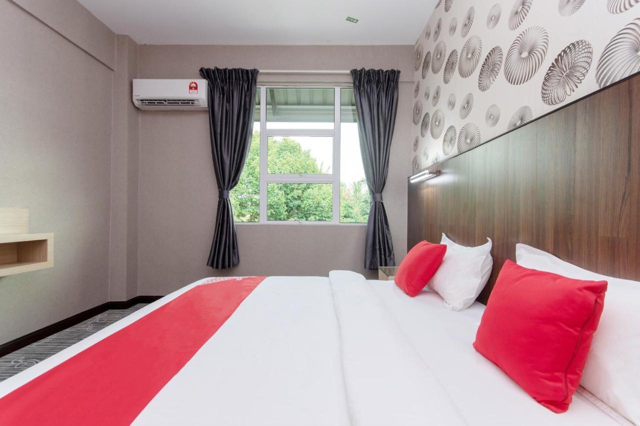 Super Oyo 89375 Regent Hotel Keningau Exterior photo