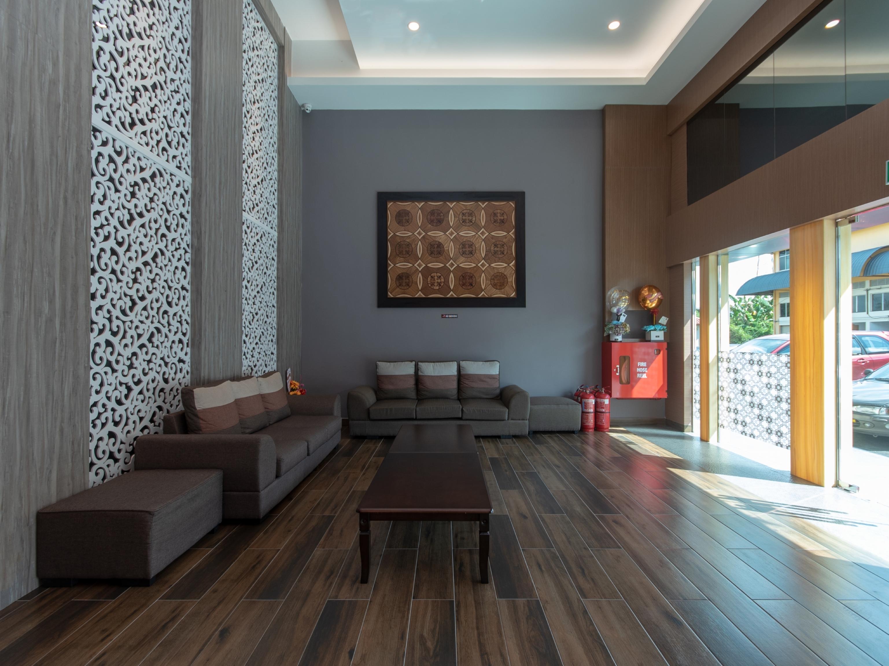 Super Oyo 89375 Regent Hotel Keningau Exterior photo